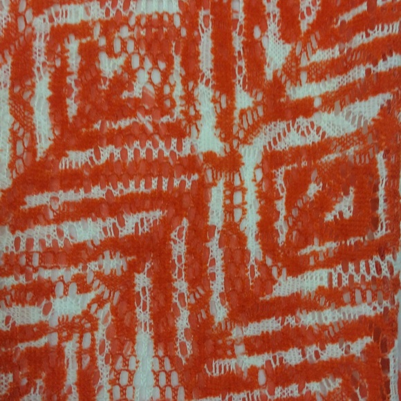 🌴 The Limited Hawaiian Floral Sheer Top - Picture 5 of 5